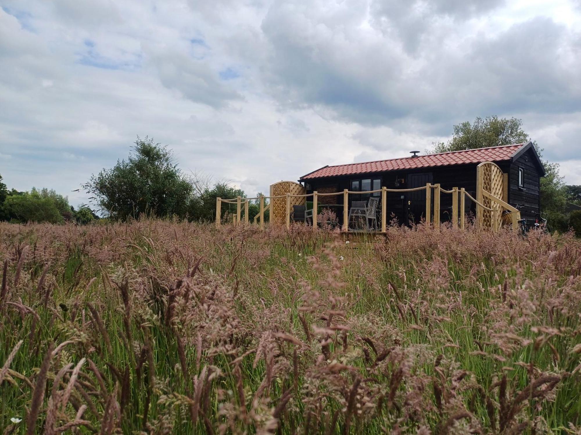 The Cabin Pakenham Εξωτερικό φωτογραφία